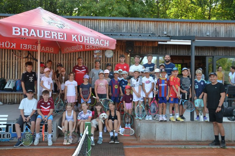 Kinder-Tenniscamp des BC Adelzhausen: Drei Tage voller Tennis, Spaß und Teamgeist
